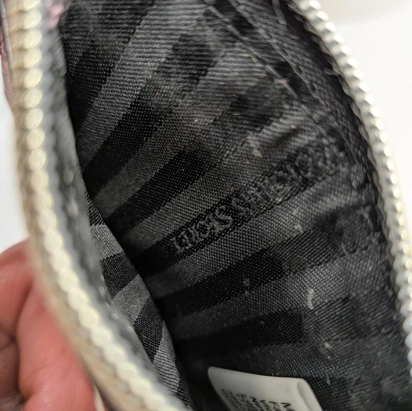 Victoria's Secret Pink Stripe Cardholder with Gold Heart Keyring - Picture 5 of 5